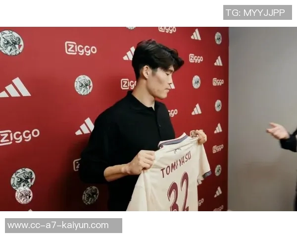 富安健洋与阿贾克斯达成协议将租借至赛季结束下周二进行体检 富安健洋与阿贾克斯达成协议将租借至赛季结束下周二进行体检