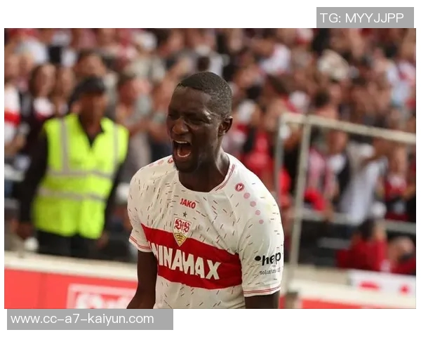 巴萨关注多特前锋吉拉西明夏解约金降至5000万欧元